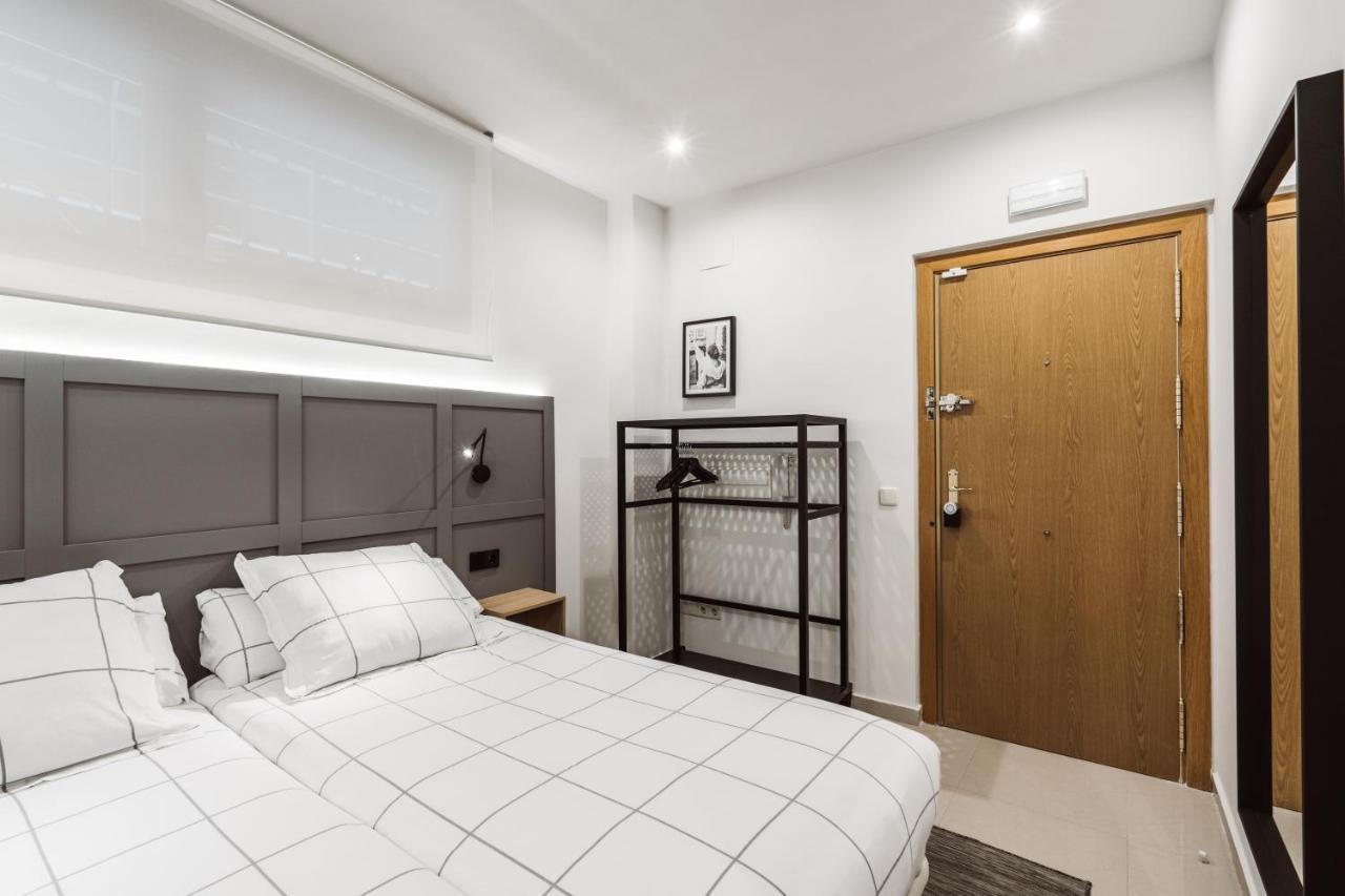 Exclusive Rooms In The Heart Of The City มาดริด ภายนอก รูปภาพ