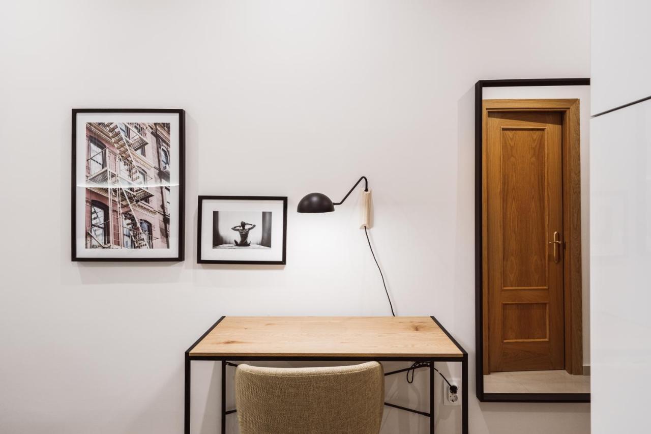 Exclusive Rooms In The Heart Of The City มาดริด ภายนอก รูปภาพ